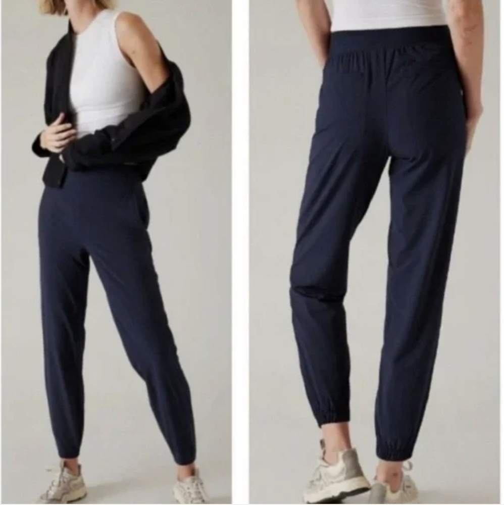 Athleta Women's Brooklyn Navy Blue Jogger Pants Size 4